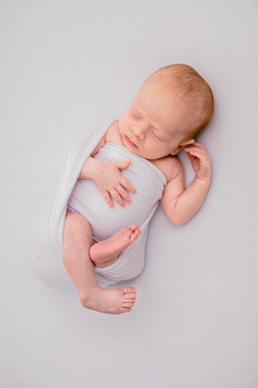 Fotograf fuer Babys Newborn in Schopfheim Loerrach modern