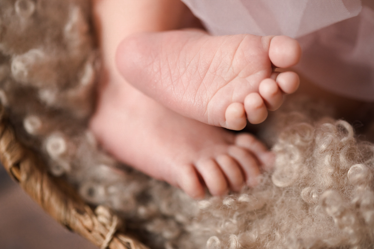 Babyfueße beim Fotoshooting in Loerrach